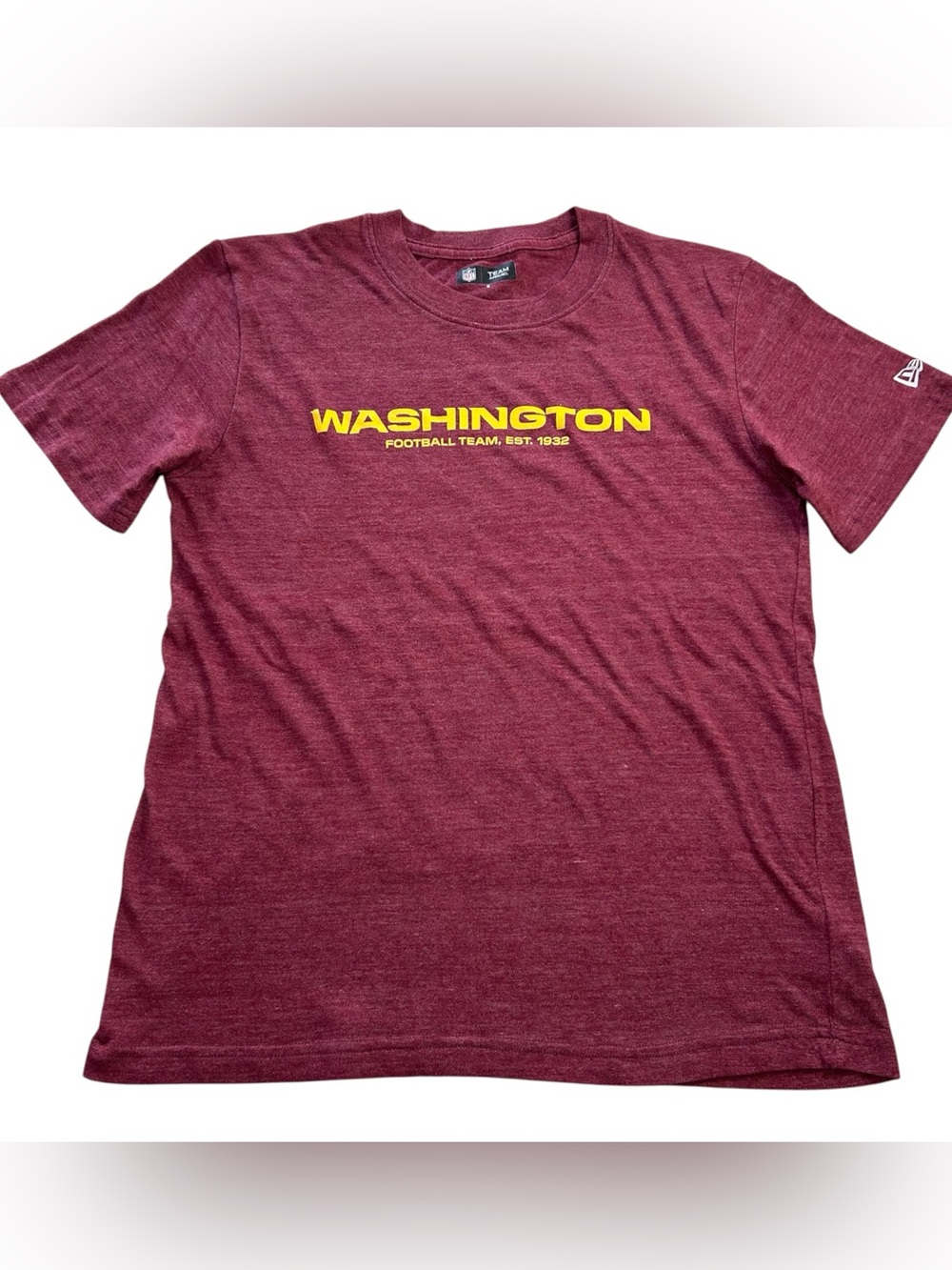 Washington Football Team NFL New Era Men’s T-Shirt Red Yellow Spellout size M